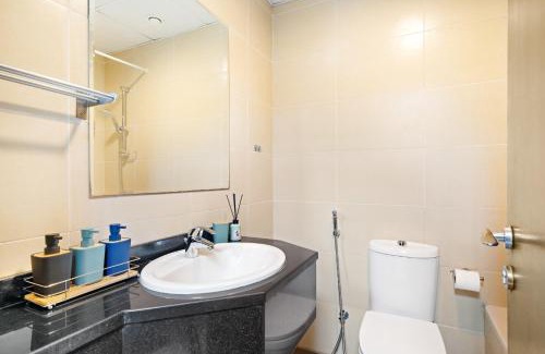 Dubai Sports City Apartment | New Studio in Sport City - Pool, Gym, Parking