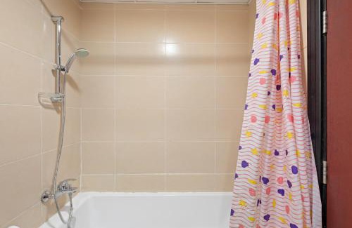 Dubai Sports City Apartment | New Studio in Sport City - Pool, Gym, Parking