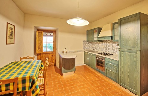 San Casciano in Val di Pesa Apartment | Nice apartment with pool, WIFI, TV, pets allowed and panoramic view, close to Greve In Chianti