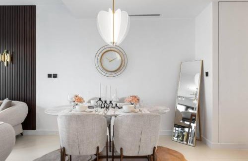 Al Wasl Apartment | Novity Luxury Vida Marina 2BR Sea View 40th Floor