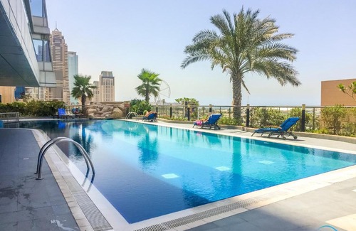 Dubai Apartment | One Bedroom Apartment with Dubai Marina Views in Ocean Heights by Deluxe Holiday Homes