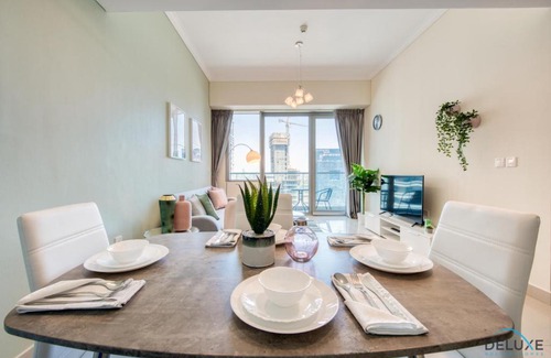 Dubai Apartment | One Bedroom Apartment with Dubai Marina Views in Ocean Heights by Deluxe Holiday Homes