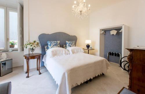 Meta House | Palazzo Cacace Relais