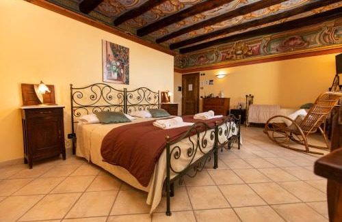 San Lazzaro House | Palazzo Lauritano