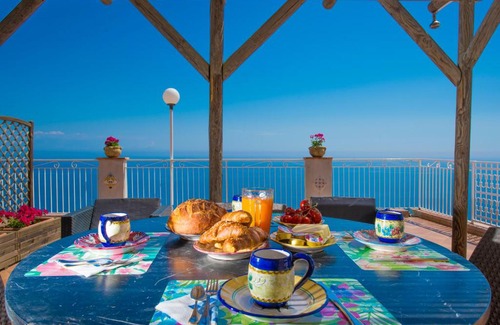 Praiano Apartment | Piccola Tuoro