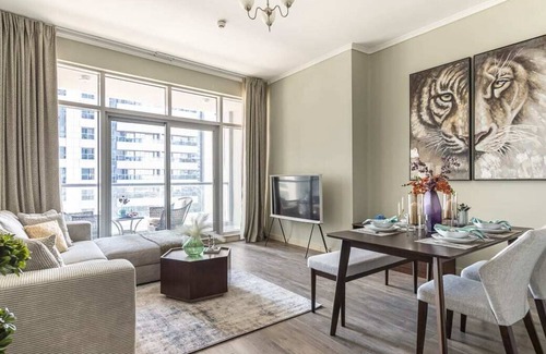 Dubai Marina Apartment | Premium 1BR Apt in the Heart of Dubai Marina