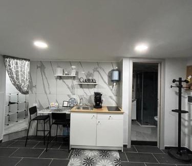Materdei House | Red&Def