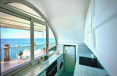 Ravello Villa | Romantic cottage, wide terrace overlooking the sea.