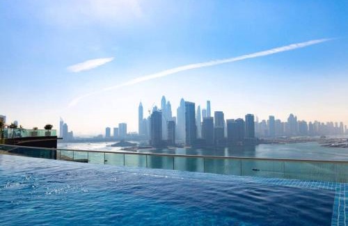 Palm Jumeirah Apartment | Roomy 1 bd at Palm Jumeirah