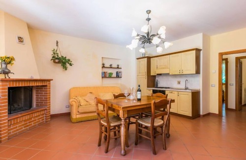 Badia Agnano House | Rosa+Margherita+Lavanda+Ginestra+Gelsomi by Interhome