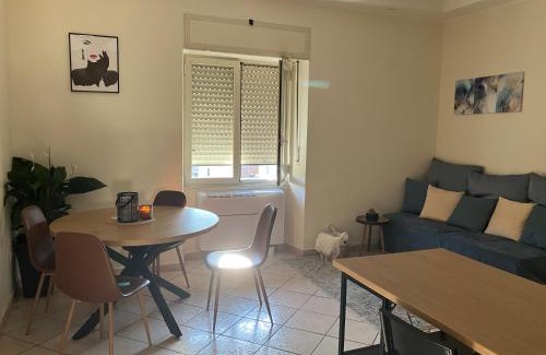 Arenella Apartment | Rosemary s House Napoli City Apartment con Parcheggio