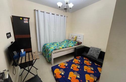 Deira House | Salahuddin Metro Home Stay