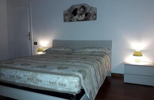 Arezzo House | Santo Spirito 2 - by Nadia
