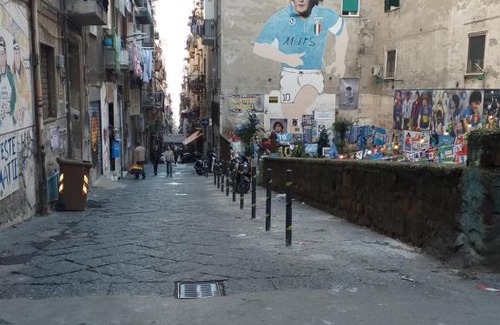 Quartieri Spagnoli Apartment | Sasy jr house via san mattia 72