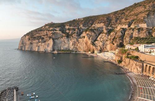 Meta Apartment | Seaside Magic Dream View