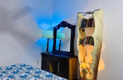 Al Majaz Apartment | Sharjah al majaz room