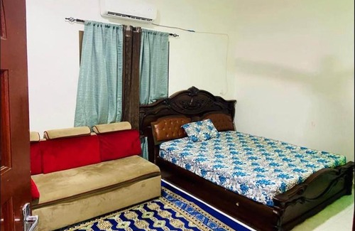 Al Majaz Apartment | Sharjah al majaz room