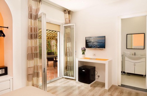 Sorrento House | Sorrento Comfort Rooms con piscina