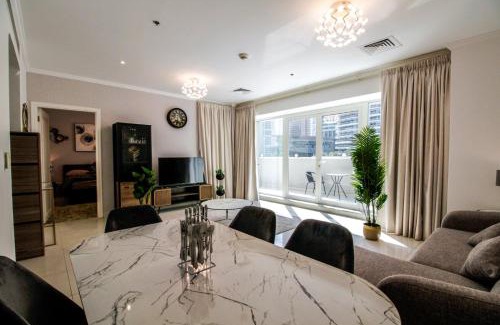Jumeirah Lake Towers Apartment | Spacious 1BR with Balcony in JLT Cluster E
