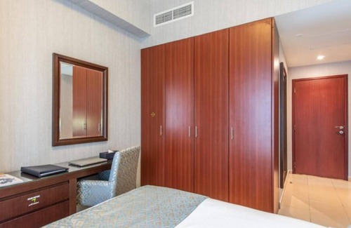 Dubai Marina Apartment | Spacious One Bedroom near JBR Beach