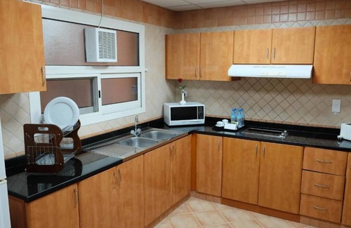 Al Mankhool House | Standard One Bedroom Apartment Near Burjuman Mall