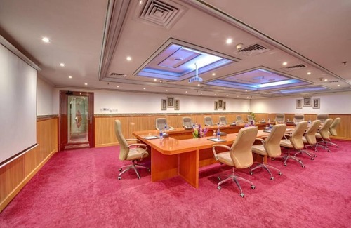 Al Muraqqabat House | Standard Room Near Kadooli Supermarket