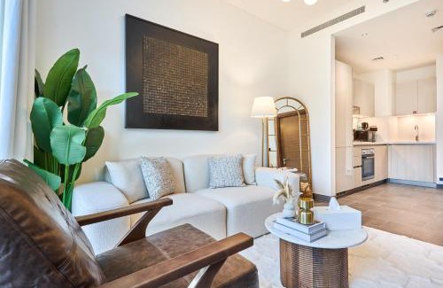Nad Al Sheba Apartment | STAY BY LATINEM Luxury 1BR Holiday Home CB 607 Near Burj Khalifa