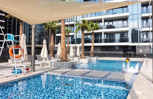 Dubai Marina Apartment | Stella Stays Radiant 1BDR Dubai JBR Beach Netflix