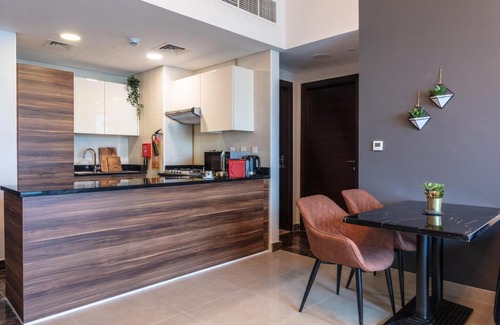 Dubai Marina Apartment | Stella Stays Vibrant 1 BDR Dubai JBR Beach Netflix