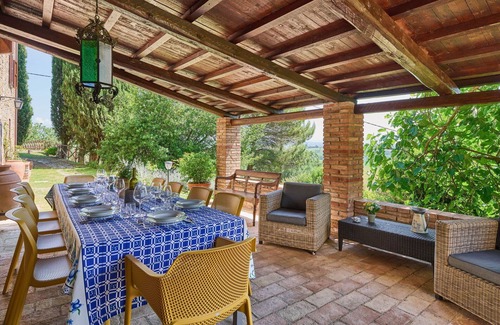 Agello Villa | Stunning private villa with A/C, private pool, WIFI, TV, patio and panoramic view, close to Peru.