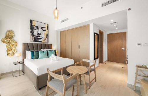 Jadaf Apartment | Stunning Studio w Pool & Gym