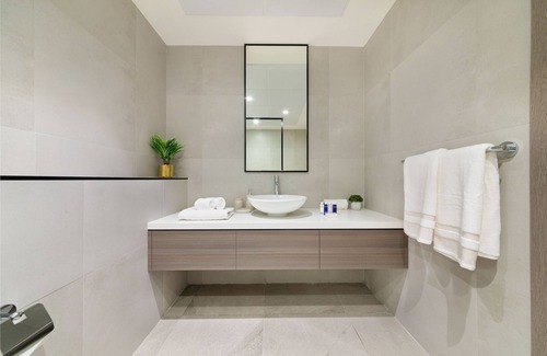Trade Center Apartment | Stylish 2BR close to Dubai Future Museum & DIFC