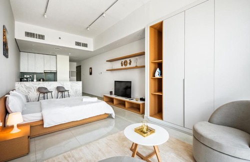 Dubai Apartment | Stylish New Studio Wpool - Cozy
