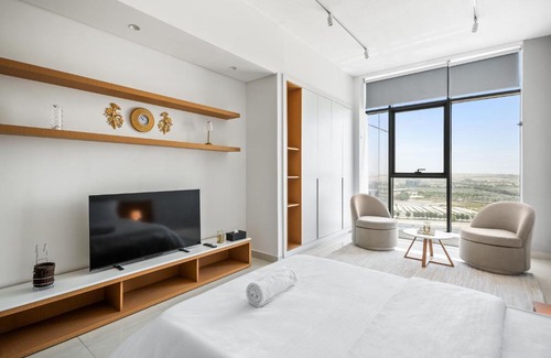 Dubai Apartment | Stylish New Studio Wpool - Cozy