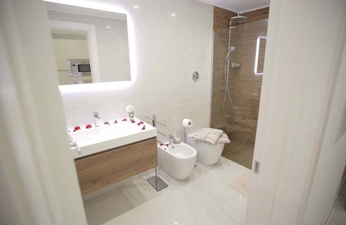 Squinzano Bed & Breakfast | Suite di lusso con piscina riscaldata e idromassaggio