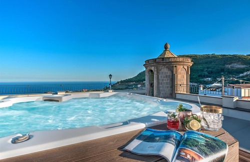 Colli di Fontanelle Apartment | The Palace - Villa Escondida