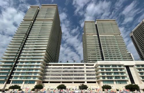Dubai Marina Apartment | The Smart Concierge - Sunrise Bay 2