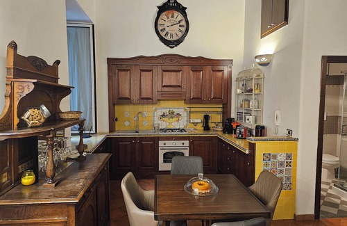 Historical Center Condo | The Spanish Palace suites, rooms, apartments & terraces
