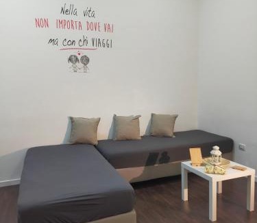 Historical Center Apartment | TOLEDO HOUSE Piazza Carita' entralissimo