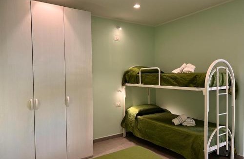 Paola Apartment | Twin Green