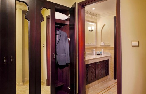 Dubai Media City Apartment | Two Bedroom Apartment In Media City By Luxury Bookings