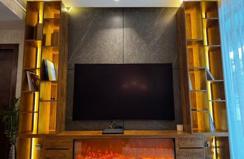 Dubai Sports City Apartment | Unique Cozy Stay in Sports City