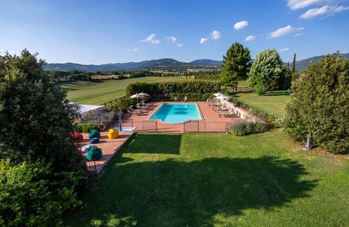 Porrena Villa | Villa ∙ 6 bedrooms ∙ 15 guests