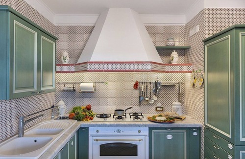 Sorrento City Centre Villa | Villa Anacleta: A charming two-story villa located in the center of Sorrento, with Free WI-FI.