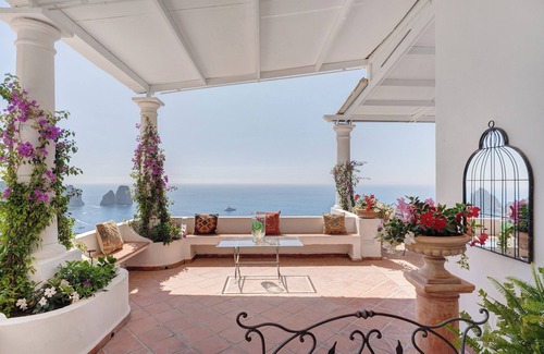 Marina Piccola Villa | Villa 'Bella Vista' with Sea View, Private Terrace and Wi-Fi