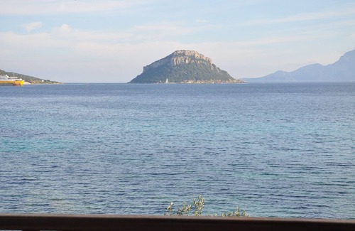 Baia Caddinas Apartment | VILLA DOLPHIN TERRACE ON THE SEA
