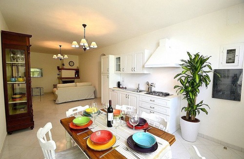 Praiano Villa | Villa Grecale: A charming and bright villa which faces the sun and the sea, with Free WI-FI.