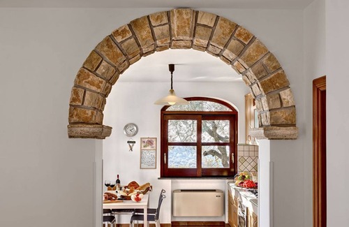 Schiazzano Villa | Villa il Tulipano - pet friendly