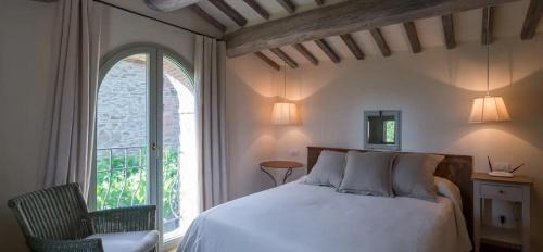 Arezzo Villa | Villa Mandorlo - Pomaio Wines & Hospitality