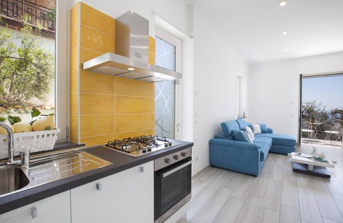 Marina del Cantone Villa | Villa Nerano, luxury villa in Amalfi Coast, overlooking the sea